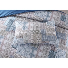 Tyrell [SIZE: Square Cushion]